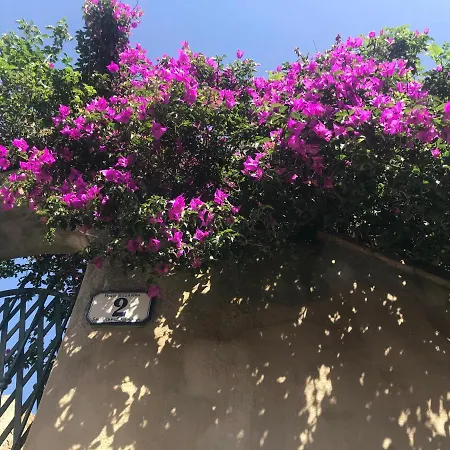 Le Tre Palme Villa *