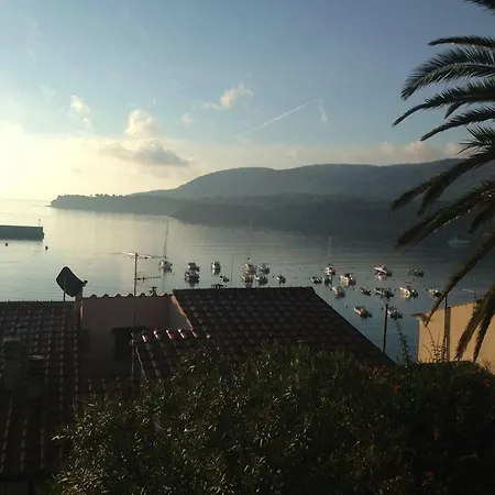Le Tre Palme Porto Azzurro